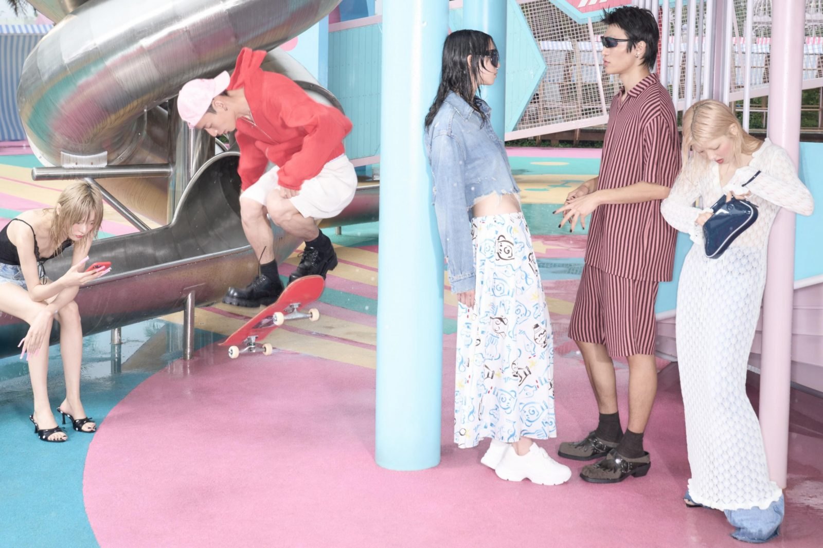 Zara 520 campaign still, image 3 of 4